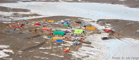 La base Davis, cliquez pour l'agrandir